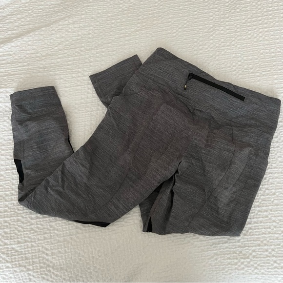 Lululemon speed up crop leggings 23” - Picture 4 of 4